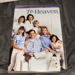 The complete third season with 6 episodes in excellent condition